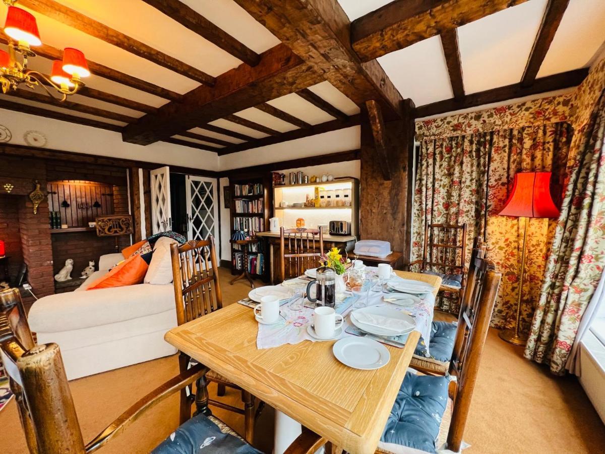 Pentre Cerrig Guest house Llanferres