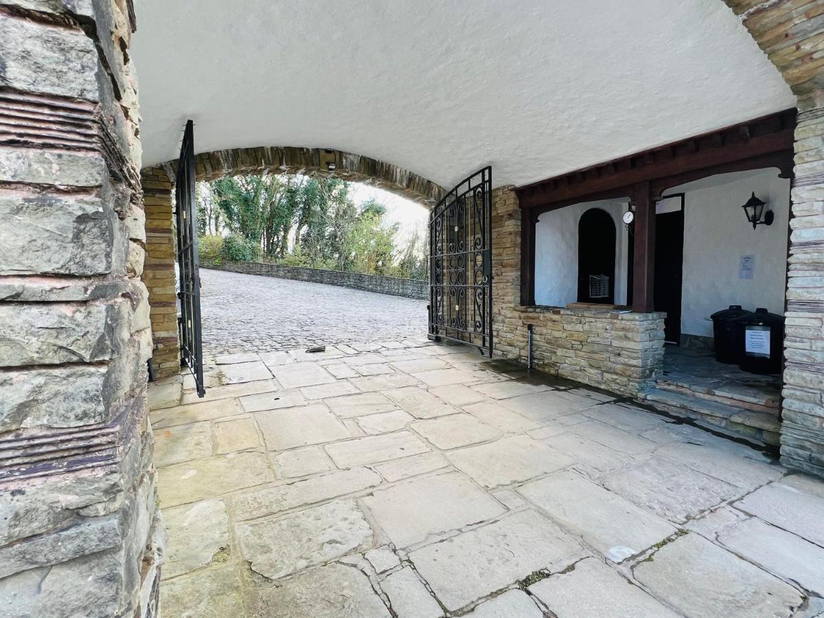 Pentre Cerrig Guest house Llanferres