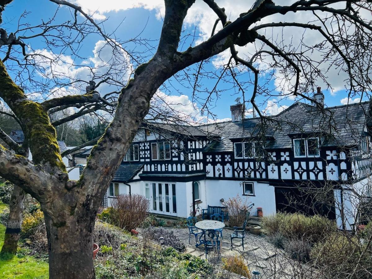 Pentre Cerrig Guest house Llanferres
