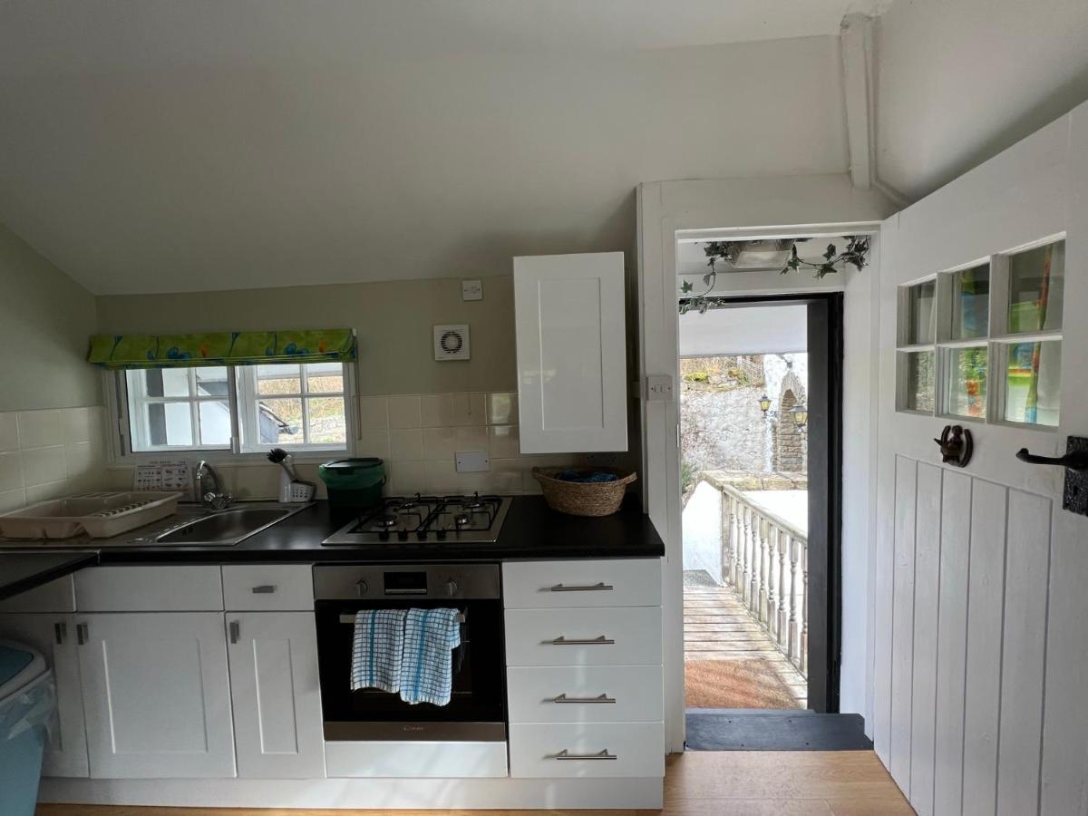 Pentre Cerrig Guest house *